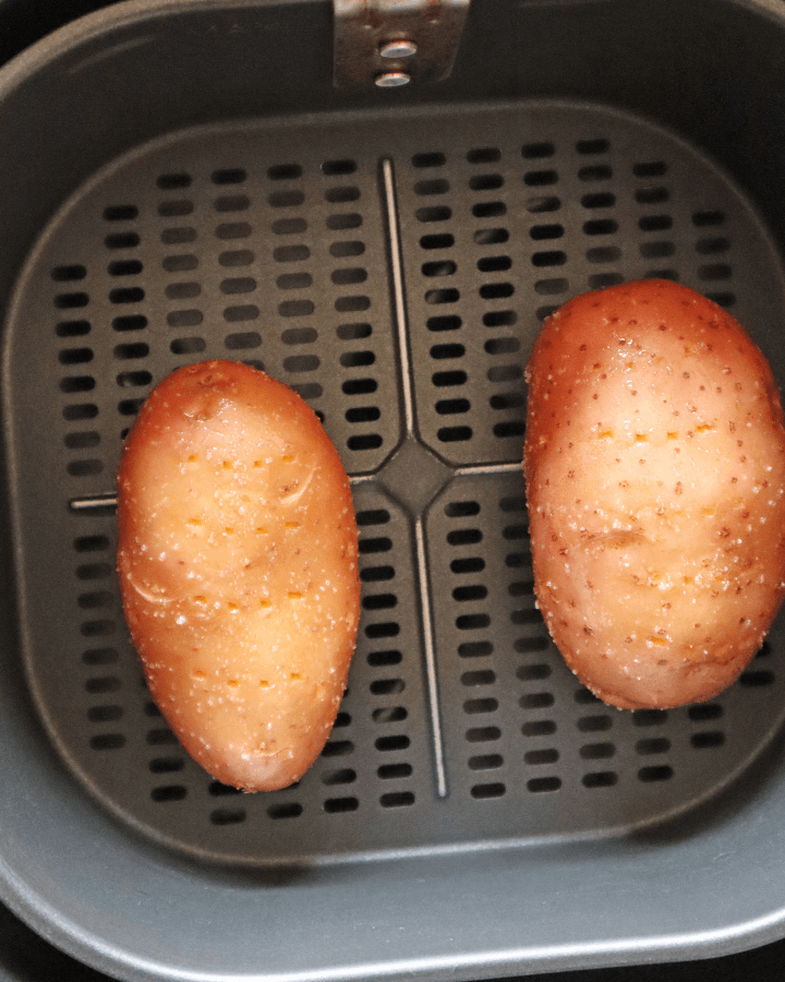 put potatoes in air fryer