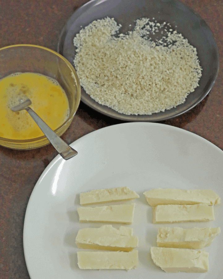 prepare mozzarella sticks ingredients