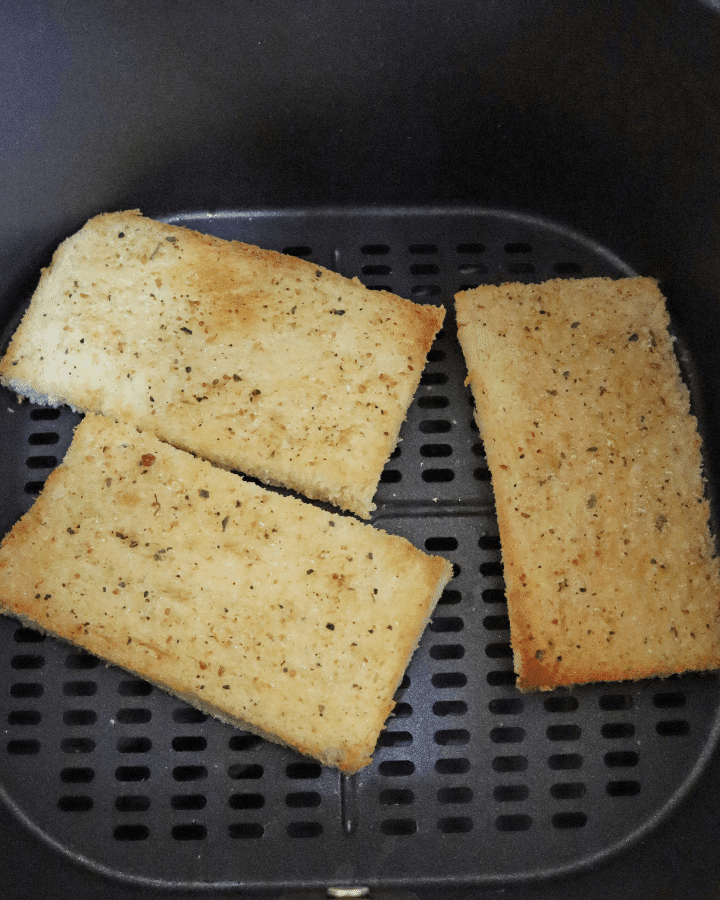 remove air fryer garlic texas toast