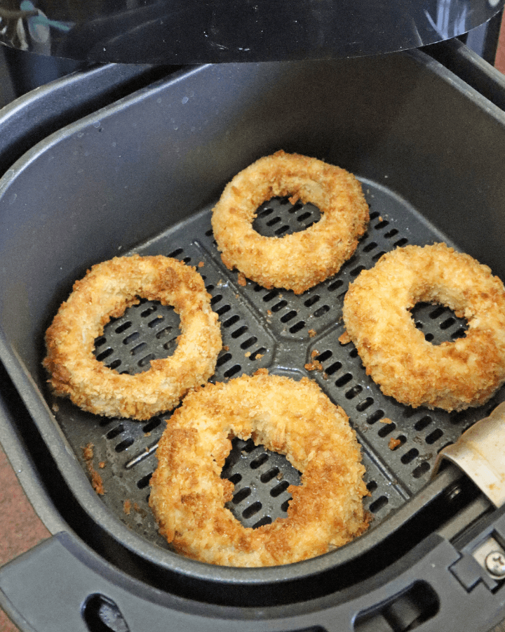remove crispy air fryer onion rings