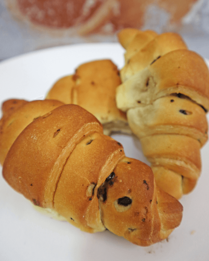 Easy Air Fryer Croissant in 12 minutes - TopAirFryerRecipes