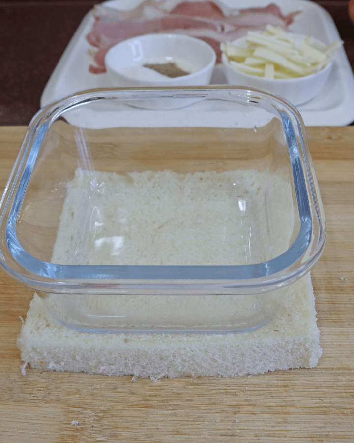 press bread with bowl