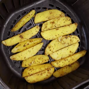 air fryer fingerling potatoes featured