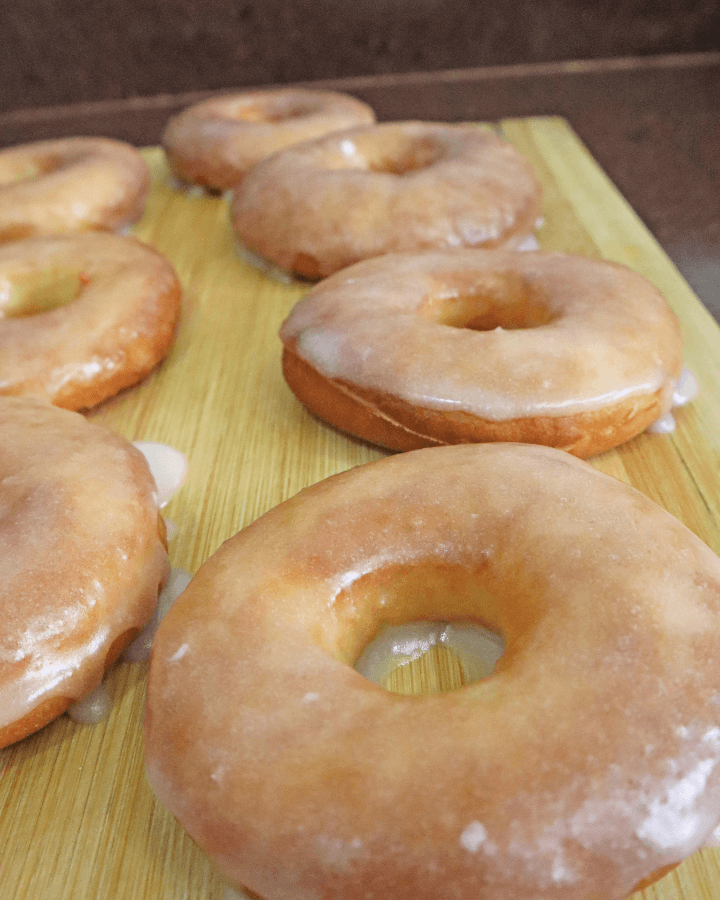 donut tray