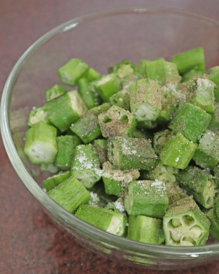 seasonings sliced okra