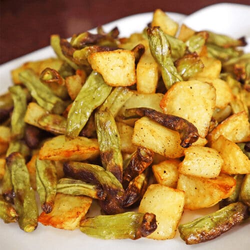 potatoes and green beans in air fryer featured