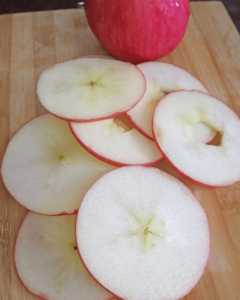 making apple chips with air fryer