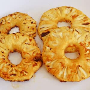 air fryer grilled pineapple featured