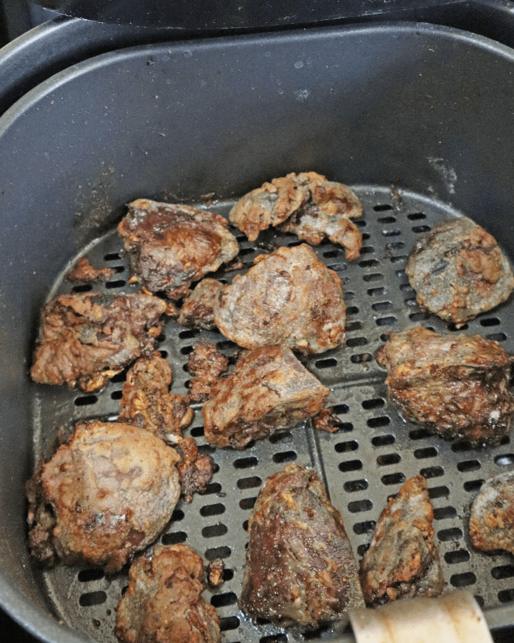 remove chicken livers from air fryer