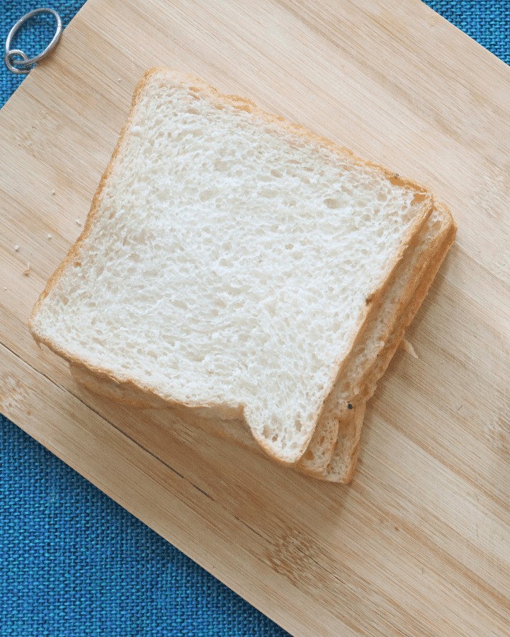 3 slices of bread