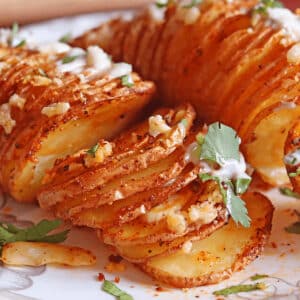 air fryer hasselback potatoes featured