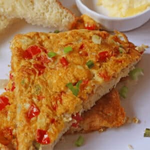 air fryer omelette featured