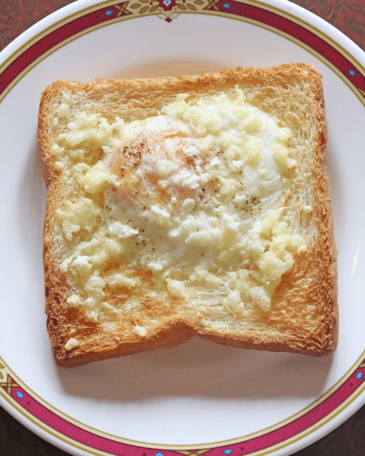 cheesy air fryer egg toast