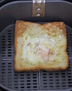 egg cheese toast air fryer
