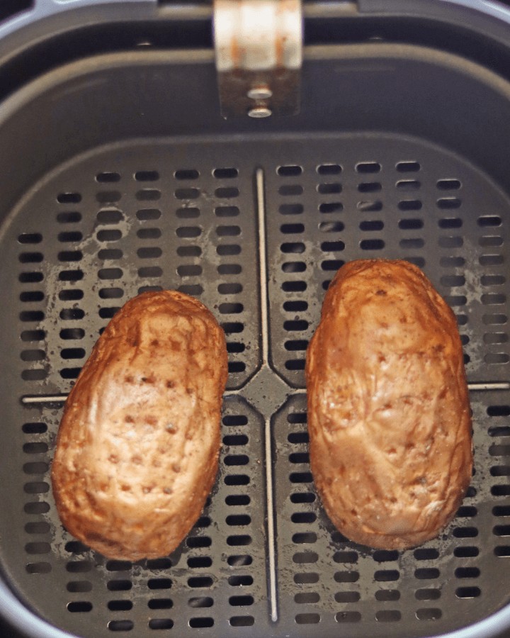 air fryer baked potatoes crispy