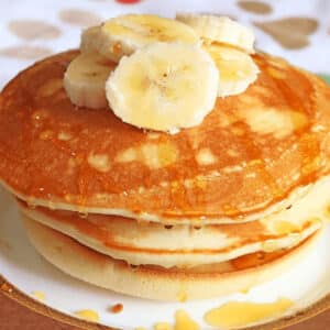 air fryer pancakes featured