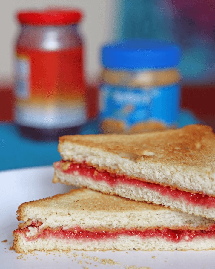 peanut butter and jelly french toast air fryer