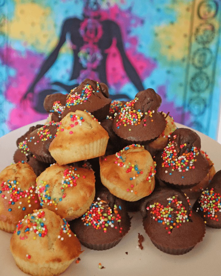Air Fryer Cupcakes