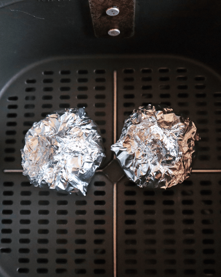 Roasted garlic in air fryer aluminum foil